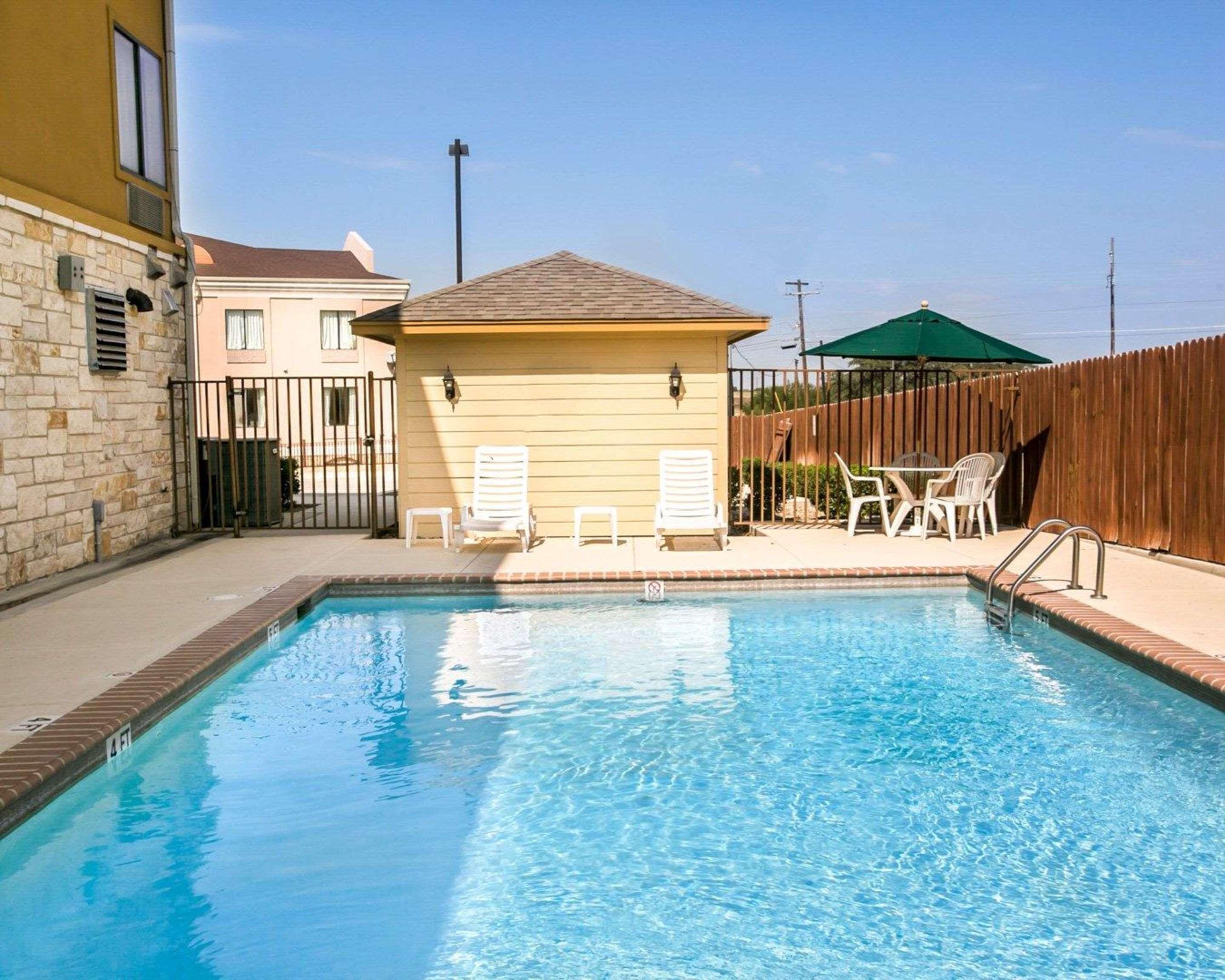 Sleep Inn&Suites near Palmetto State Park Gonzales Esterno foto